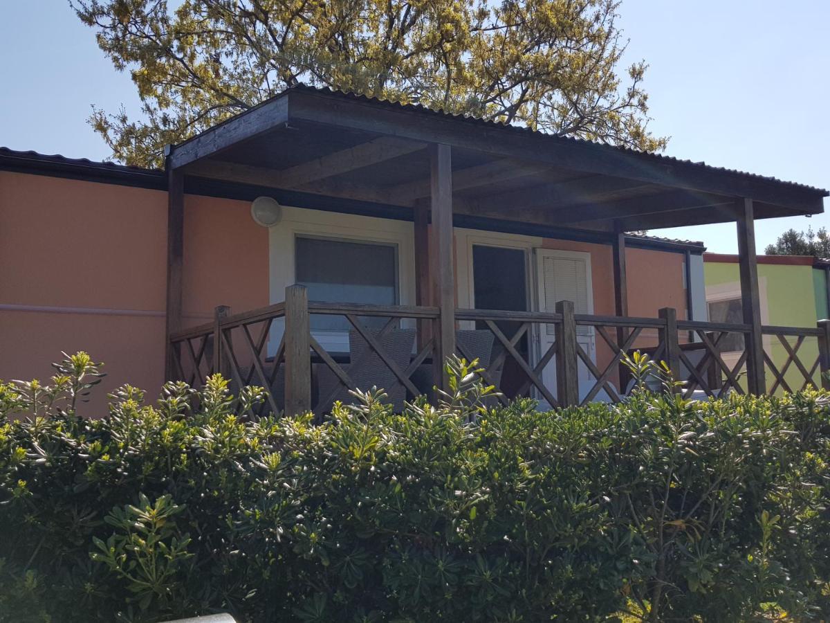 Naturist Mobile Homes Eden In Fkk Ulika Porec Luaran gambar
