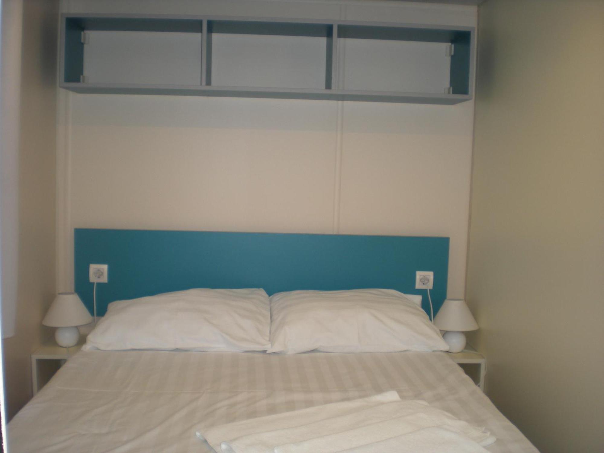 Naturist Mobile Homes Eden In Fkk Ulika Porec Bilik gambar